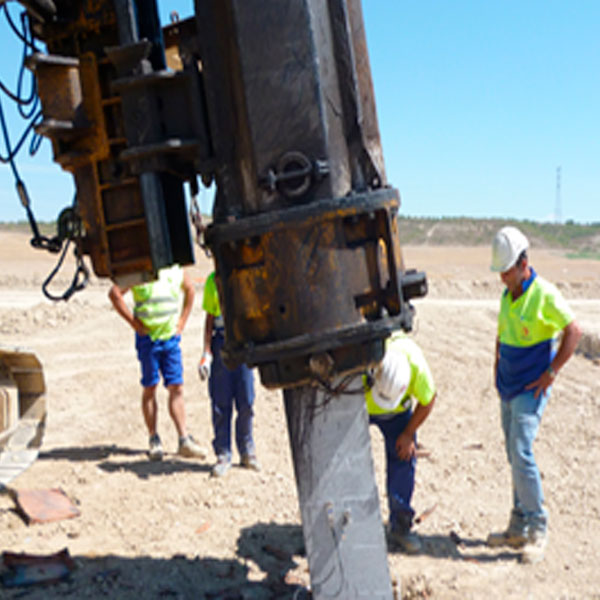 MONITOREO DE VIBRACIONES PARA CONDUCIÓN DE PILARES (1)